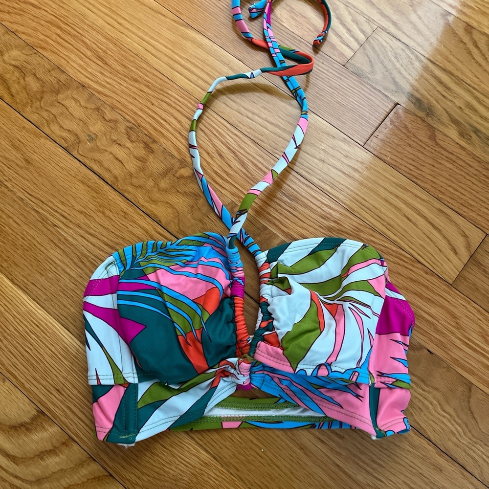 Target bikini top, size small, super cute